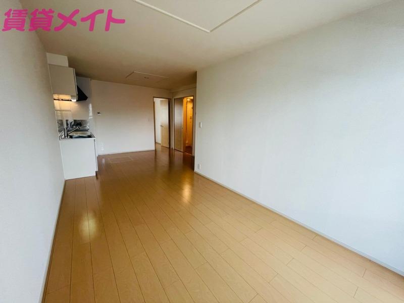 居室・リビング　別部屋反転画像参考