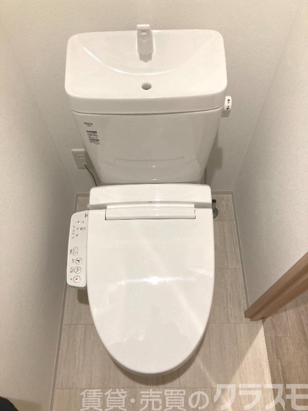 トイレ　ウォシュレット＆ウォームレット