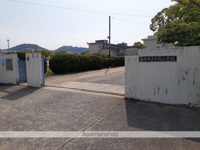 小学校　高砂市立中筋小学校（小学校）まで443m