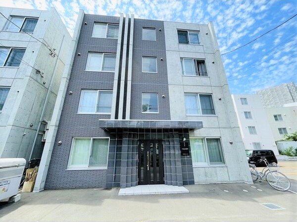 建物外観　★☆エアコン付き物件なので、暑い夏も安心ですね♪☆★
