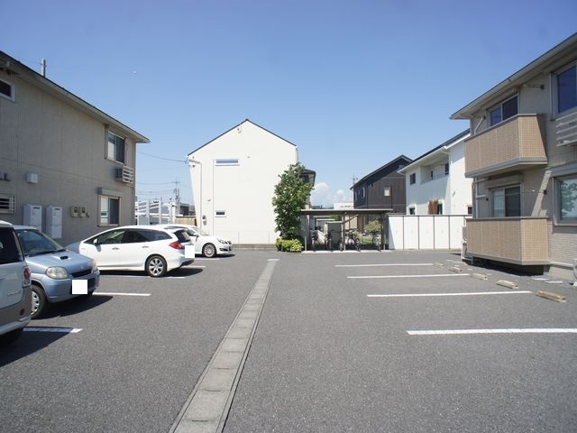 駐車場　駐車場2台可能です♪
