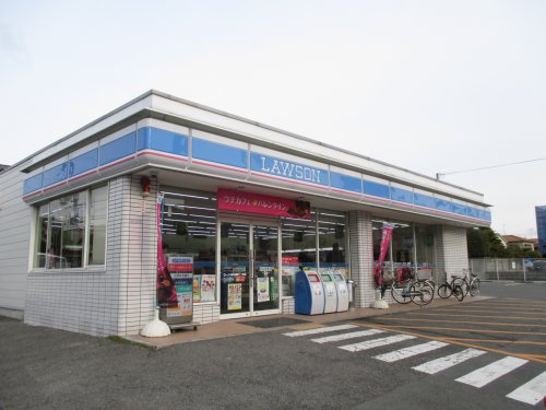 コンビニ　ローソン 大沢一丁目（コンビニ）まで374m