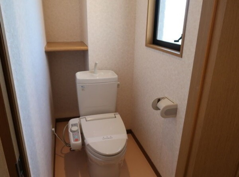 トイレ　図面と現状に相違がある場合には現状を優先