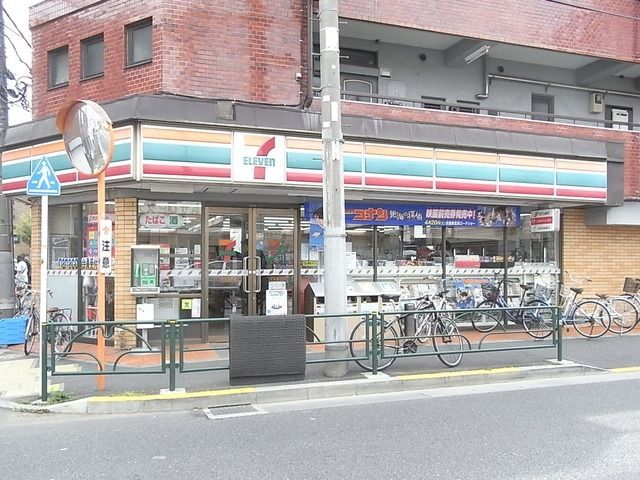 コンビニ　セブンイレブン（コンビニ）まで270m