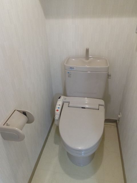 トイレ　トイレ