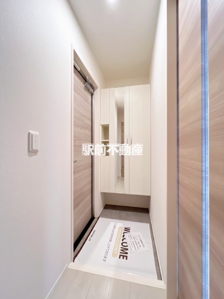 玄関　※類似物件写真　現況優先