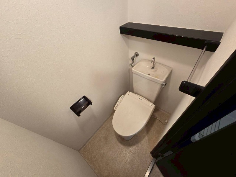 トイレ　トイレです。ウォシュレット付を探している方、おすすめです！