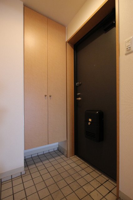 玄関　同物件、別号室の写真