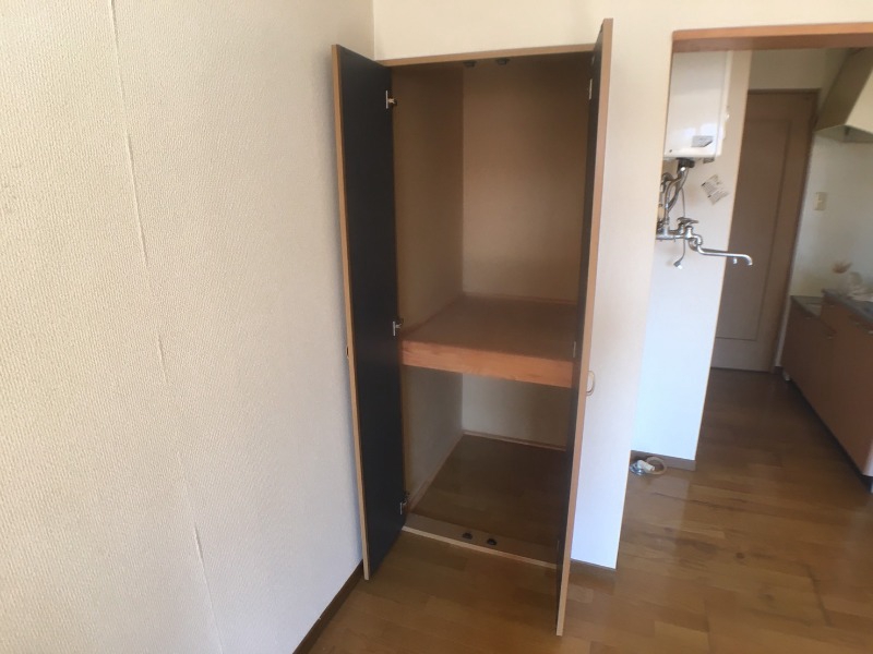 収納　寝室の収納です。部屋がすっきり片付きます。