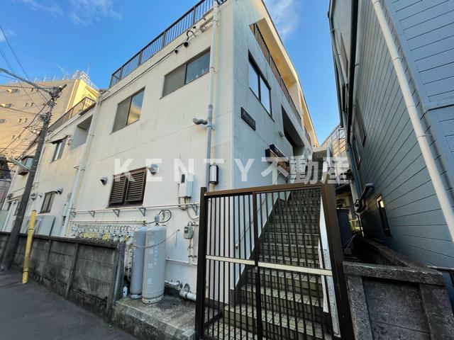 建物外観　落ち着いた雰囲気の外観です