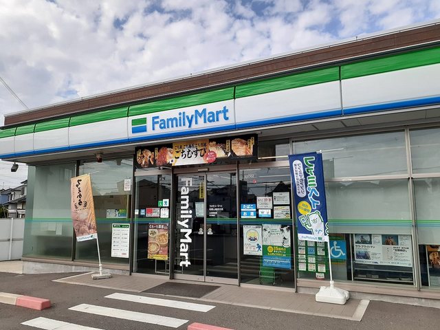 コンビニ　ファミリーマート 和歌山楠見中店様（コンビニ）まで238m