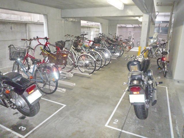 駐車場　弊社は都内全域の物件をご紹介可能です！