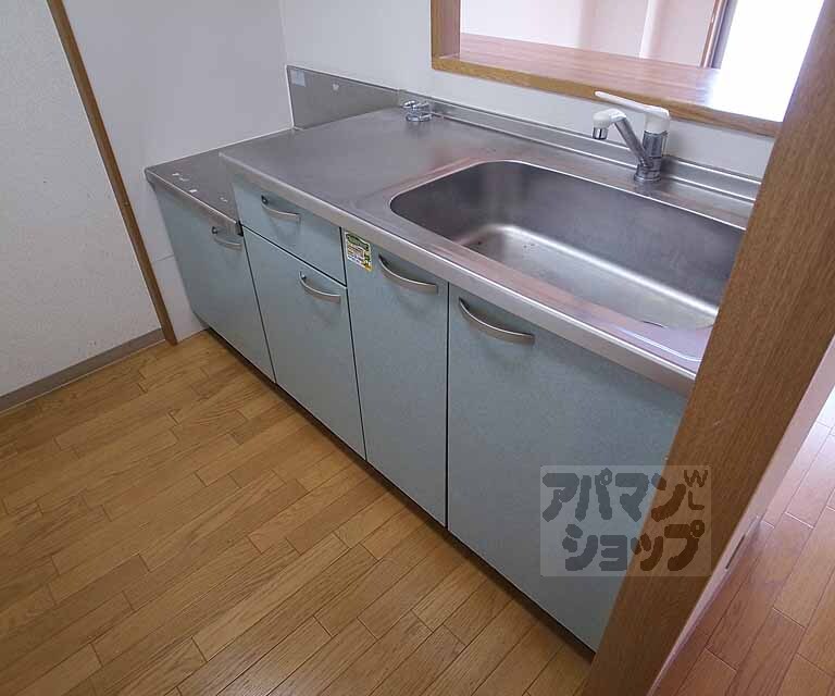 キッチン　キレイなキッチンです