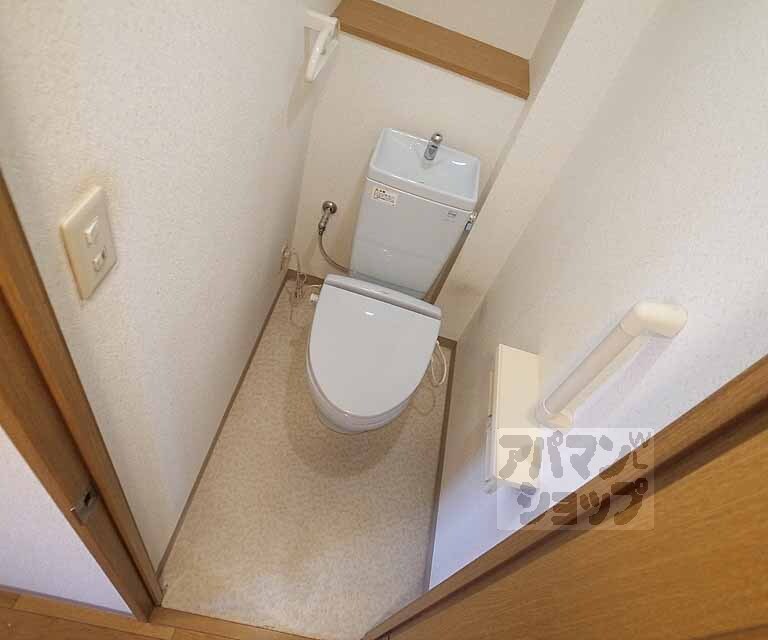 トイレ　きれいなトイレですね