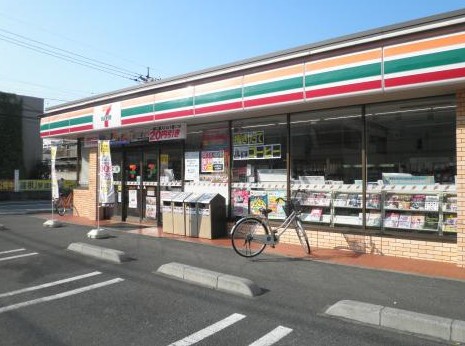 コンビニ　セブンーイレブン板橋蓮根２丁目店（コンビニ）まで870m