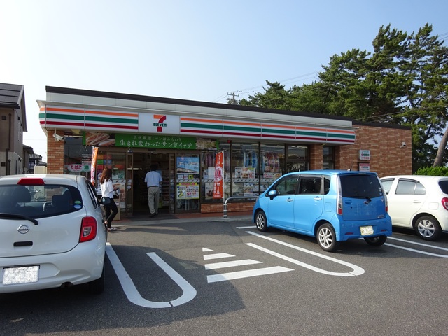 コンビニ　セブンイレブン新潟上新栄町店（コンビニ）まで683m
