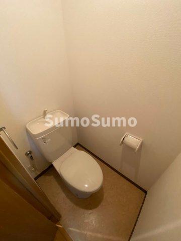 トイレ　トイレもきれいです