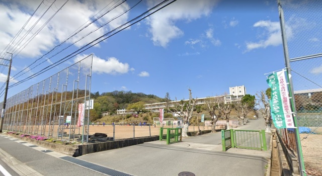 中学校　相生市立双葉中学校（中学校）まで1900m