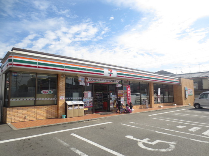コンビニ　セブンイレブン春日昇町店（コンビニ）まで362m