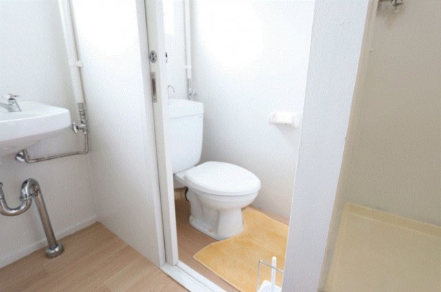 トイレ　落ち着いたトイレです