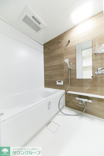 バス・シャワールーム　※写真は同タイプ住戸です。