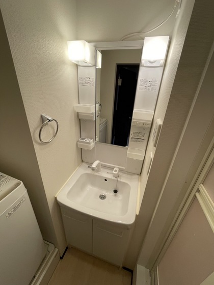 洗面設備　※別部屋の写真です