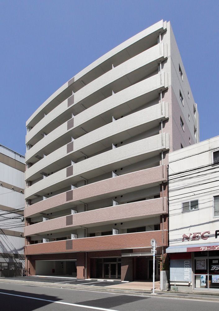 建物外観　現状優先とし写真は参照とする。