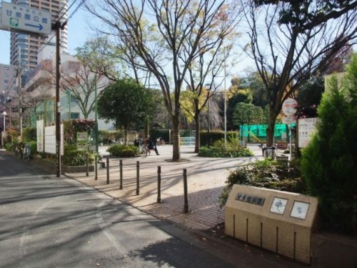 公園　甘泉園公園（公園）まで453m
