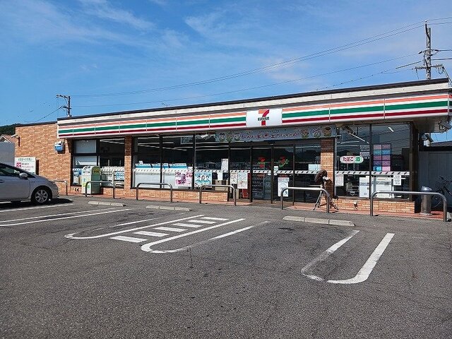 コンビニ　セブンイレブン御幸町中津原店（コンビニ）まで630m