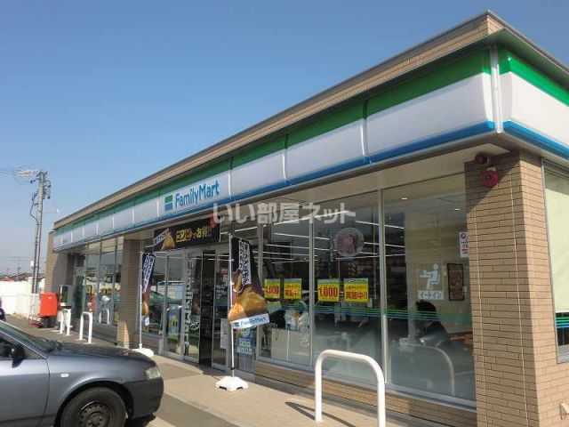 コンビニ　ファミリーマート各務原六軒店（コンビニ）まで751m