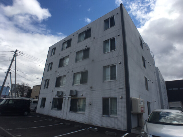 建物外観　札幌市中央区北１０条西「グランドウエスト円山五番館」