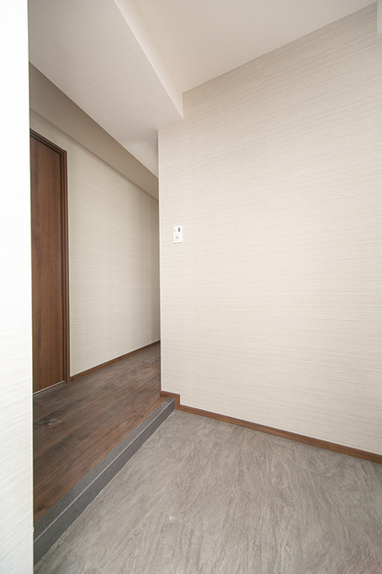 玄関　※写真は同タイプ住戸です。