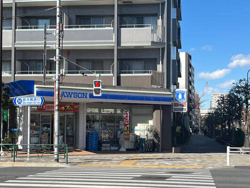 コンビニ　ローソン東大島駅前店（コンビニ）まで472m