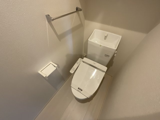 トイレ　シンプルで使いやすいトイレです