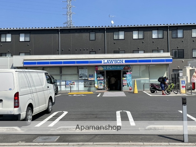 コンビニ　ローソン鳩ヶ谷高校前店（コンビニ）まで181m