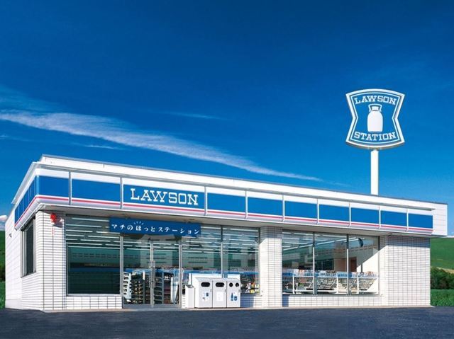 コンビニ　ローソンストア100　鶴橋駅前店（コンビニ）まで42m