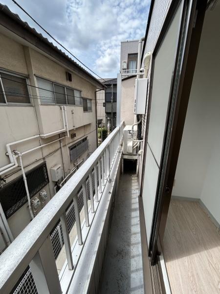 バルコニー　日当たりいいです！