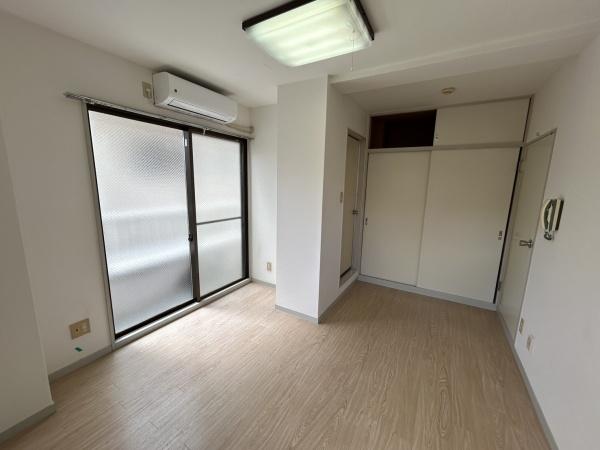 居室・リビング　明るいお部屋です！