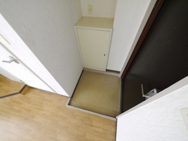 玄関　シンプルで使いやすい玄関です