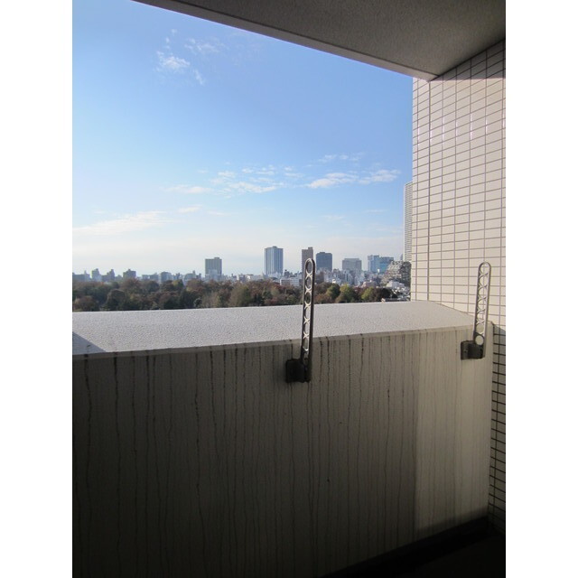 バルコニー　※同タイプ別部屋写真