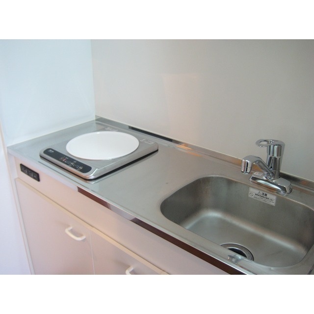 キッチン　※同タイプ別部屋写真