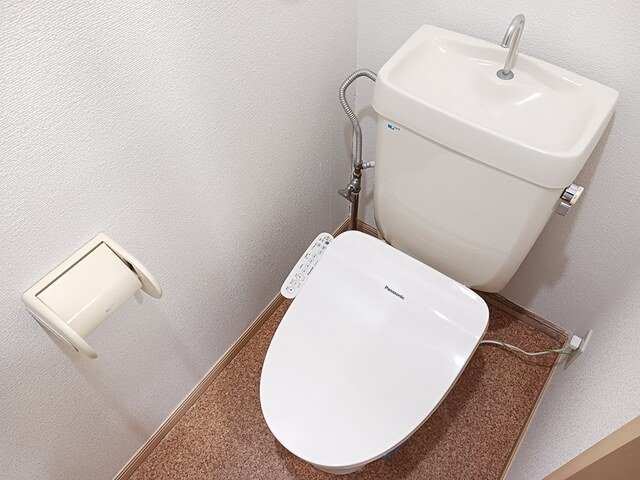 トイレ　コンパクトで使いやすいトイレです