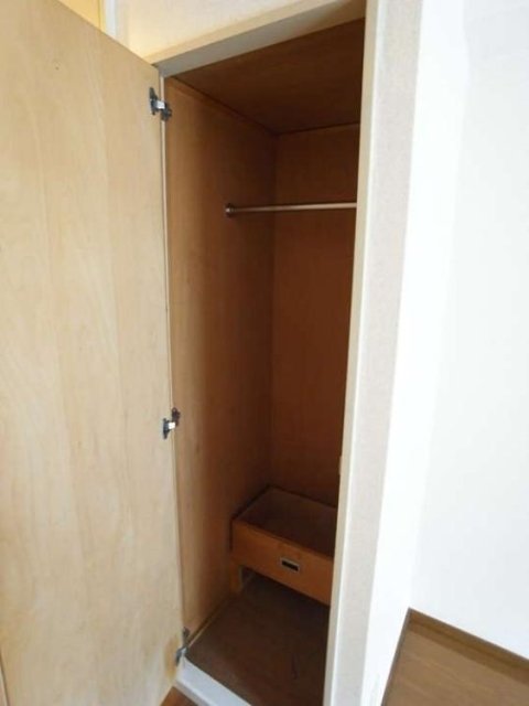 収納　クローゼット