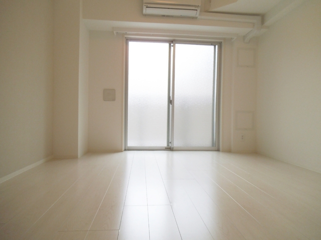 居室・リビング　使いやすいお部屋の形です☆