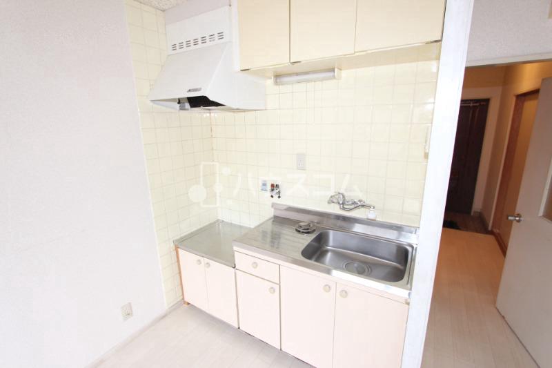 京阪本線 寝屋川市駅 徒歩9分 3階建 築39年のキッチン写真