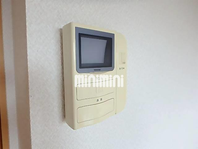 セキュリティ　急な来客時にも安心のＴＶモニターホン付き。