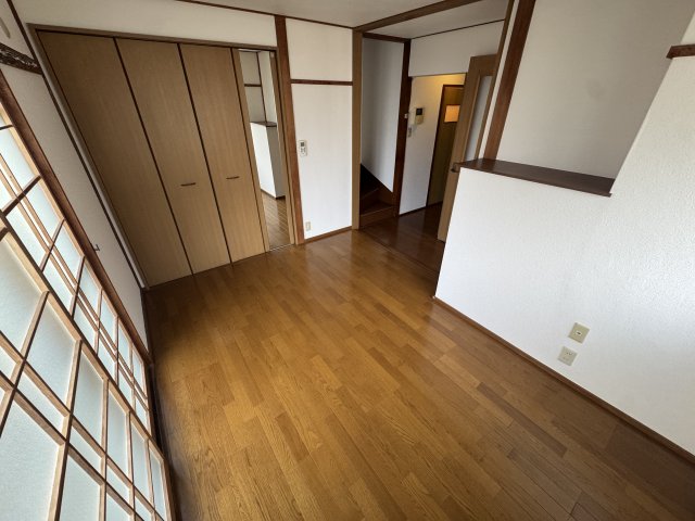 樋之池町テラスの居間写真
