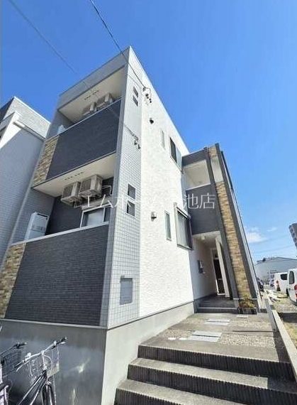 建物外観　外観　デザイナーズ　光インターネット無料