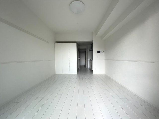 居室・リビング　家具家電付きのお部屋です