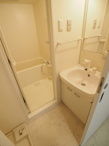 洗面設備　ドゥーエ谷町